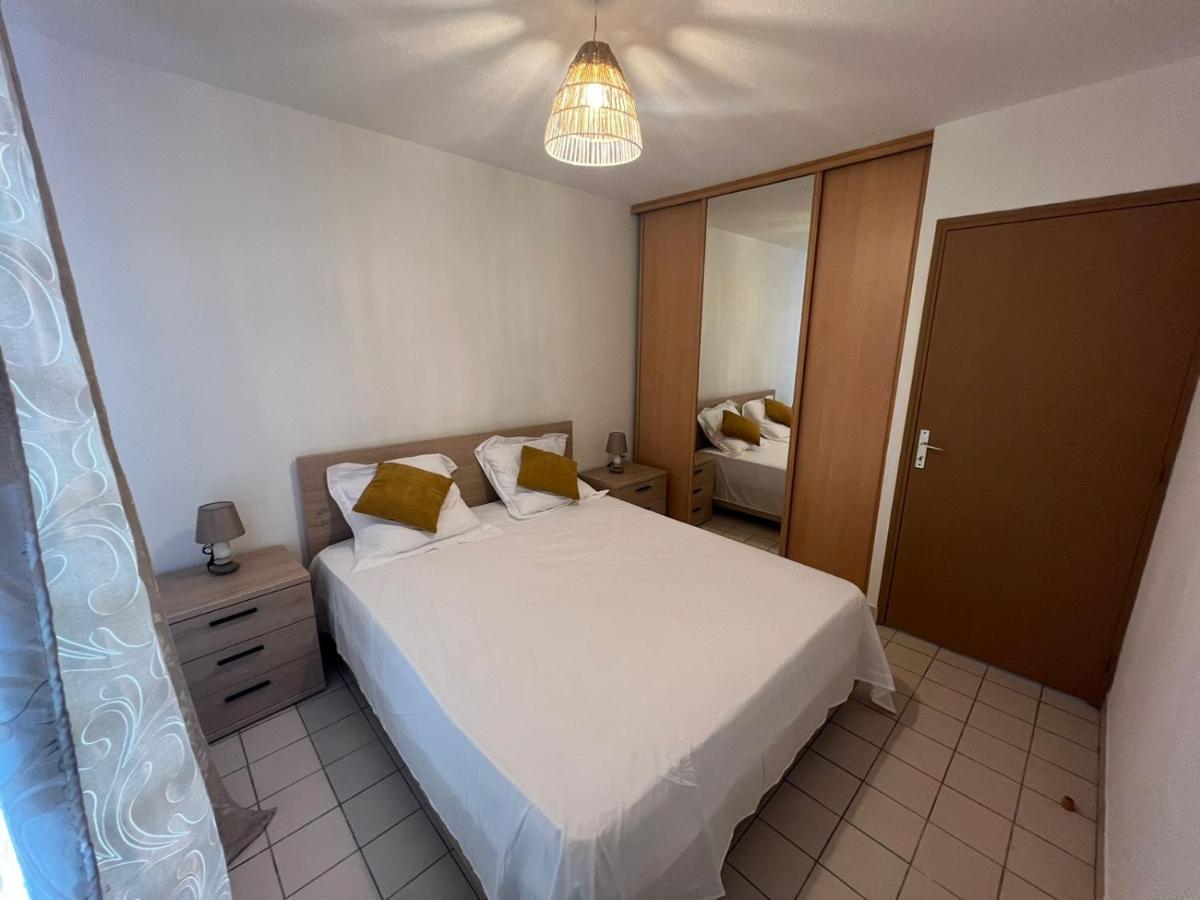Appartement F4 Petit Bourg Екстер'єр фото